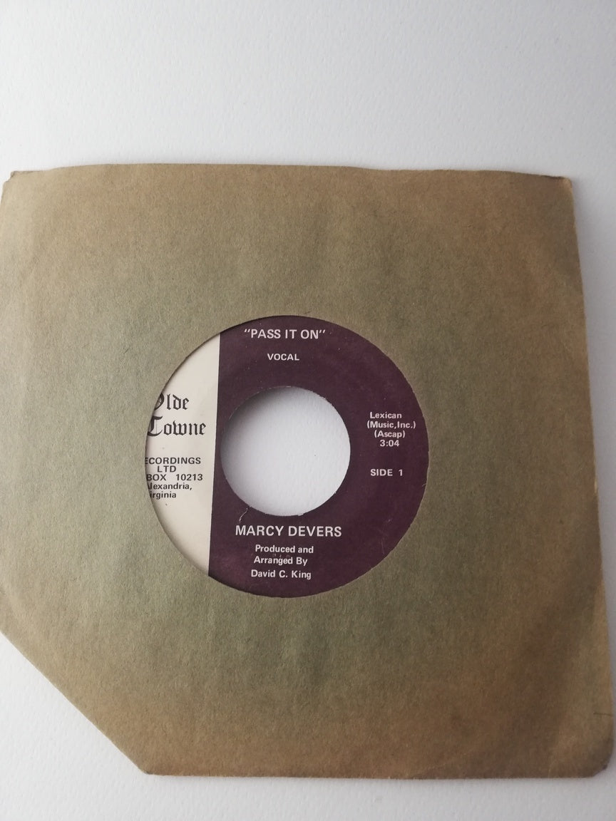45 giri -  Marcy Devers  Pass It On