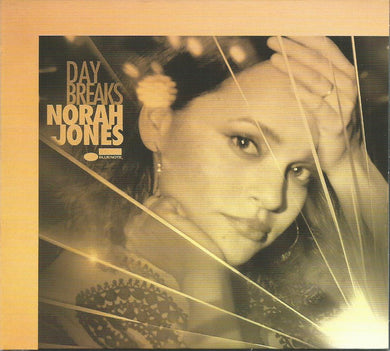 Cd - Norah Jones  Day Breaks Bonus tracks