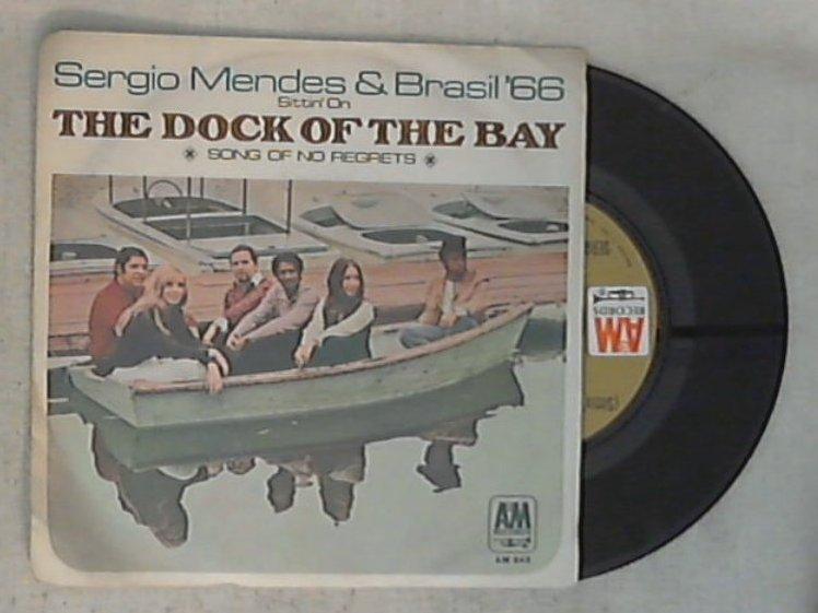 45 giri - 7'' - Sergio Mendes & Brasil '66 - The Dock Of The Bay