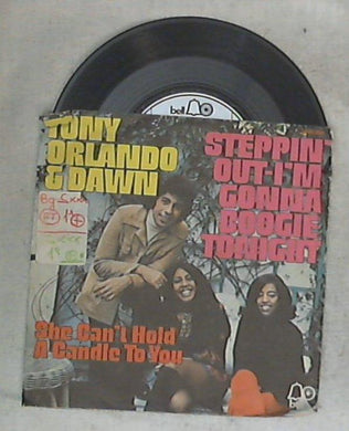 45 giri - 7'' - Tony Orlando And Dawn - Steppin' Out (Gonna Boogie Tonight) / She Can't Hold A Candle To You