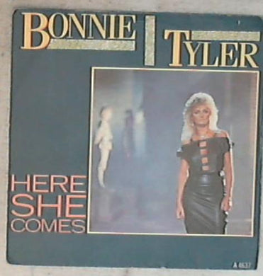 45 giri 7 '' - Bonnie Tyler - Here She Comes Ost CBS A 4637