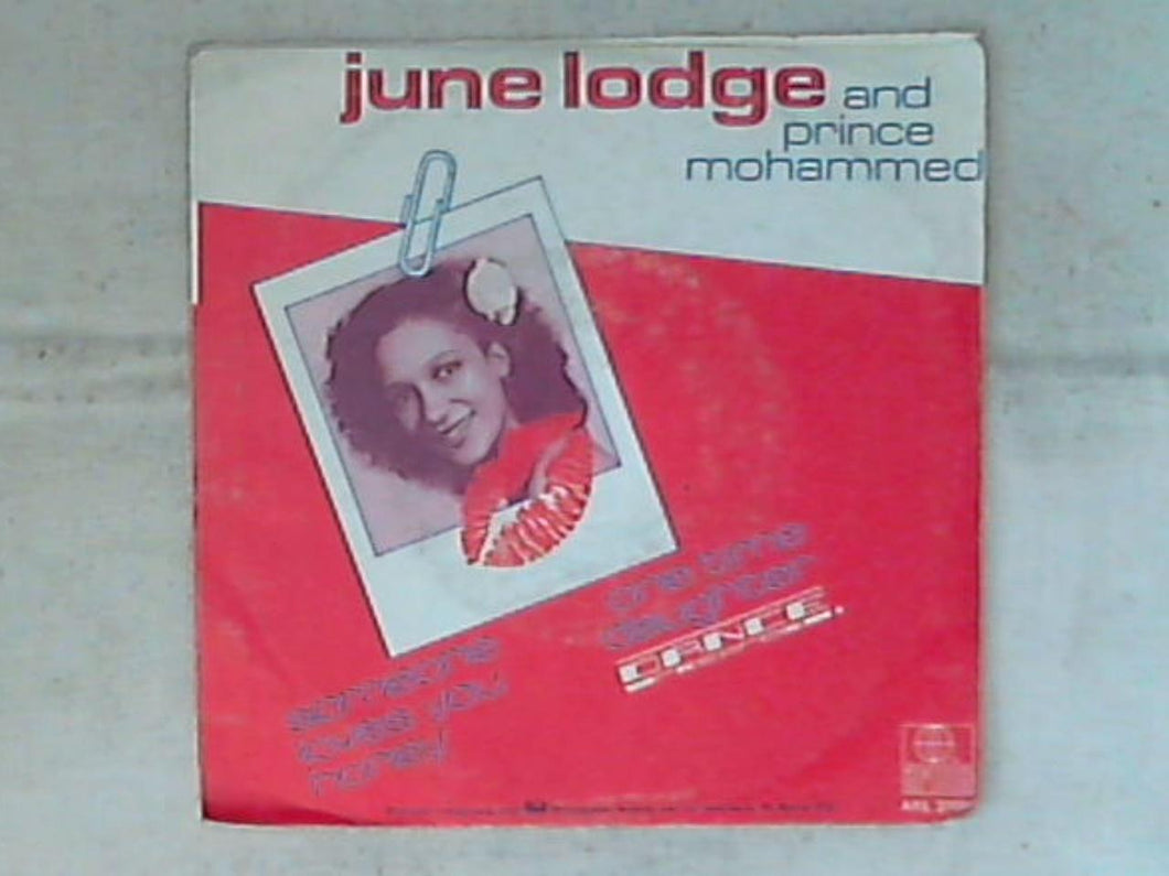 45 giri - 7' - June Lodge And Prince Mohammed - Someone Loves You Honey / One Time Daughter