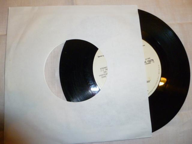 45 giri - 7'' - Paul Young / Steve Rogers Band - Softly Whispering (I Love You) / Hey Man (La Tua Donna Mi Fa Impazzire) Promo