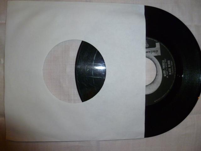 45 giri - 7'' - Black Blood - A. I. E. / Marie-Therese